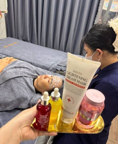 DỊCH VỤ CHĂM SÓC DA MỤN TẠI KIM LIÊN SPA